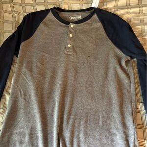 American Eagle Outfitters Gray and Black Henley